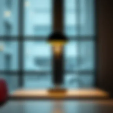 Modern Minimalist Diner Table Lamp Sleek modern diner table lamp with minimalist design