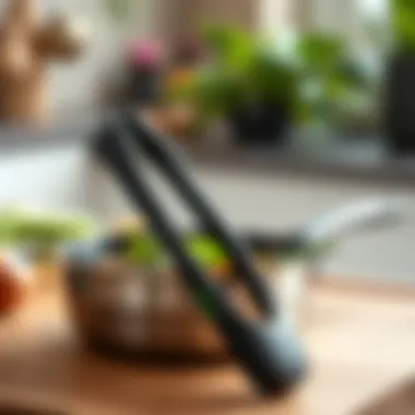 Ergonomic Tongs for Easy Grip Ergonomically designed tongs suitable for non-stick pans